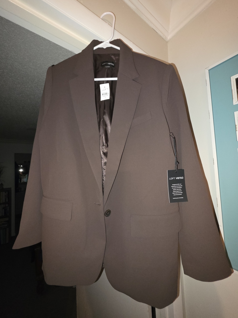 LOFT Brown Women's Blazer - Classic Tailored Look
